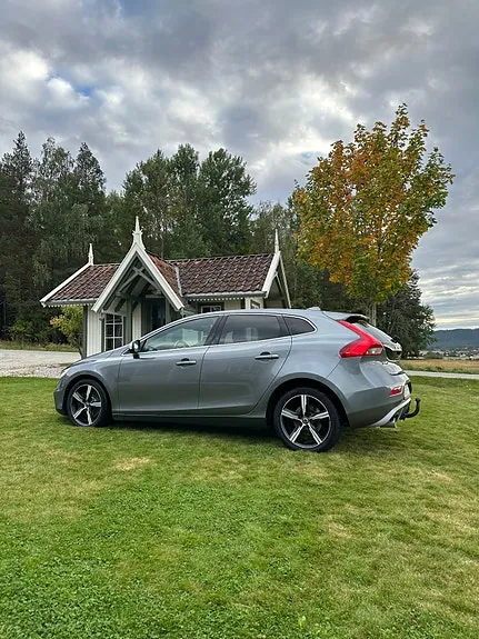 Volvo V40 2018 photo 3