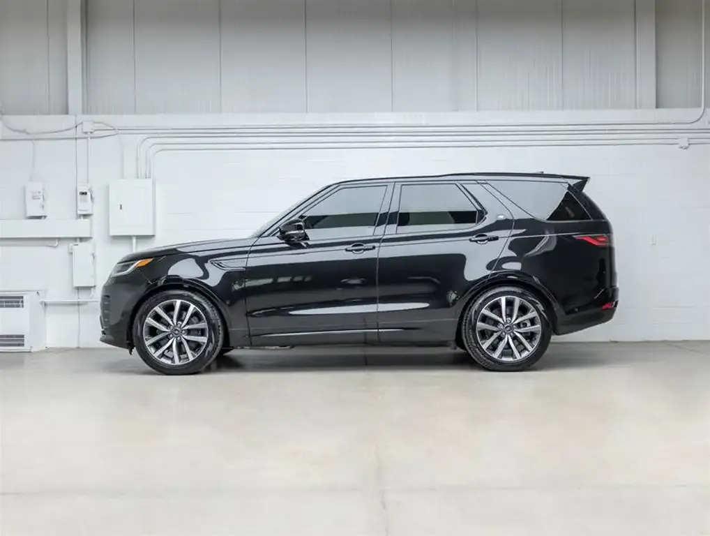 Land Rover Discovery 2024 photo 5