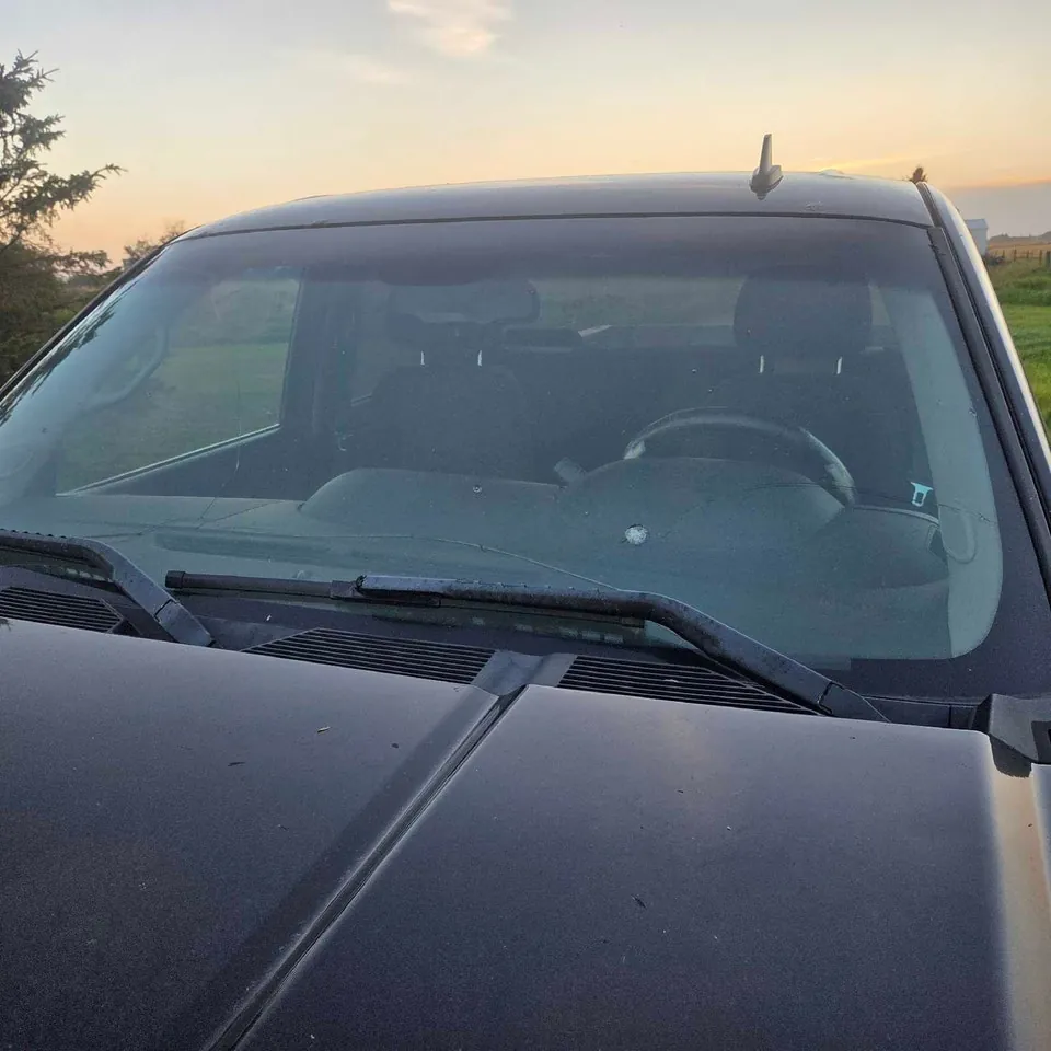 Chevrolet Silverado 1500 2010 photo 2