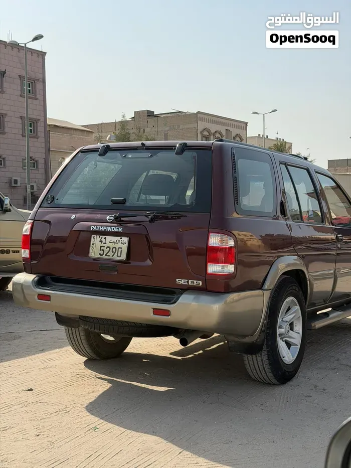 Nissan Pathfinder 2003 photo 4