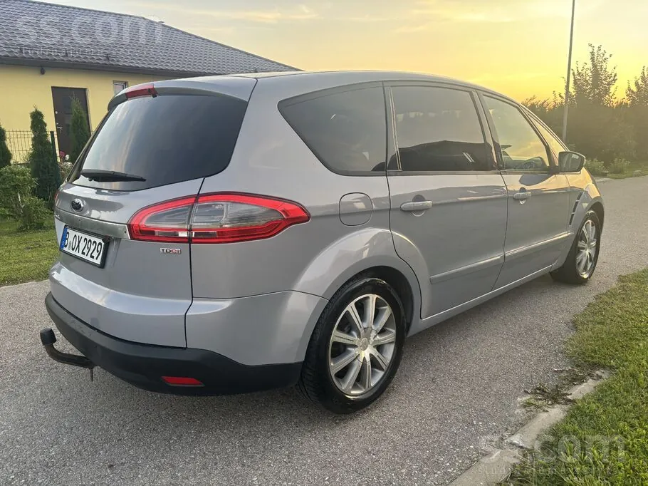 Ford S-Max 2012 photo 5
