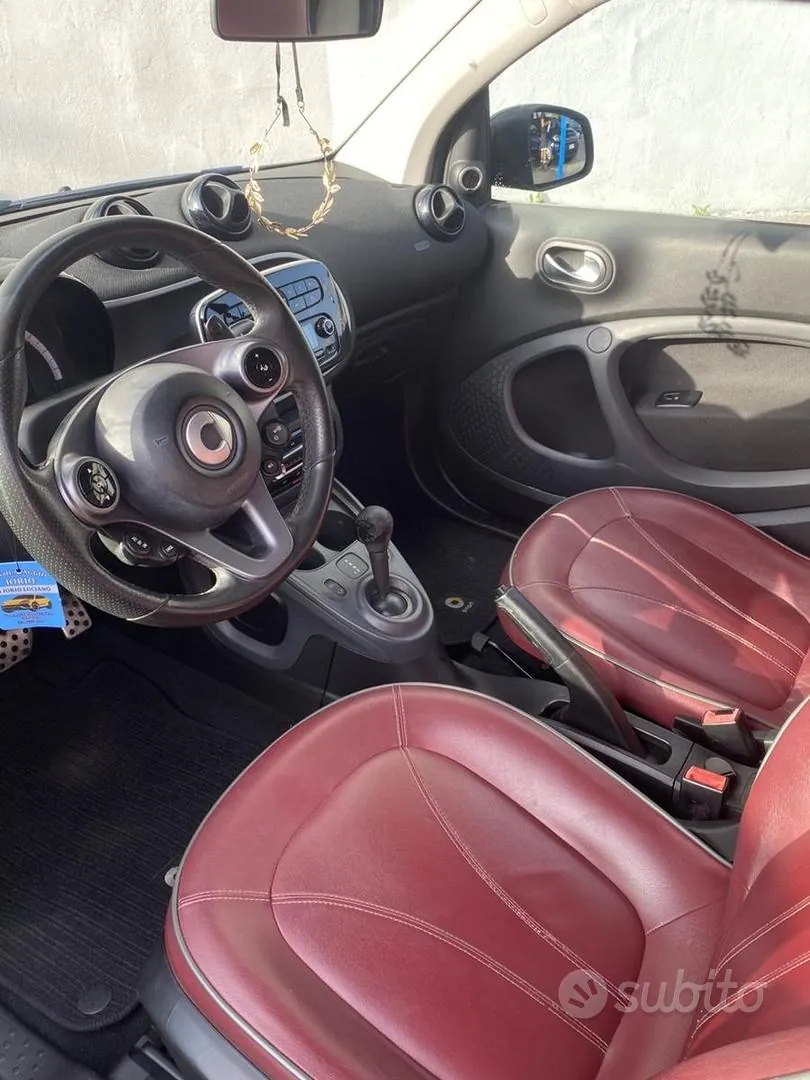 Smart Fortwo 2017 photo 2