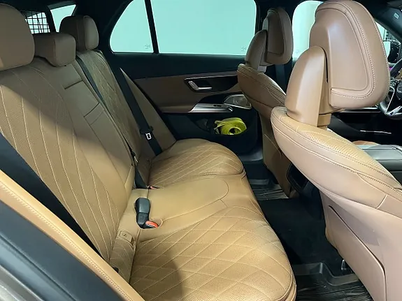 Mercedes-Benz E300 De 2026 photo 5