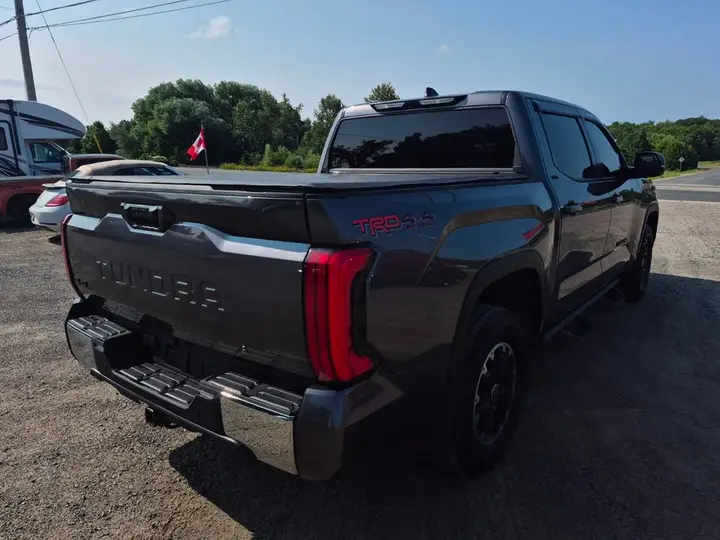 Toyota Tundra 2024 photo 2