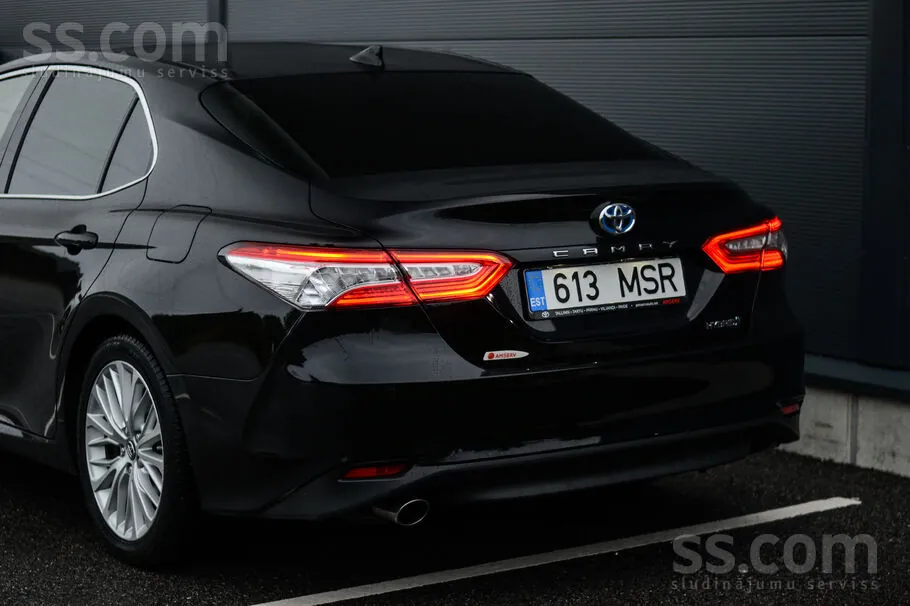 Toyota Camry 2019 photo 4