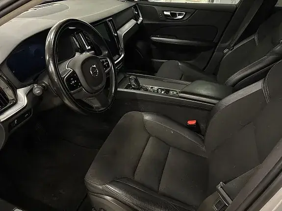 Volvo V60 Cross Country 2021 photo 3