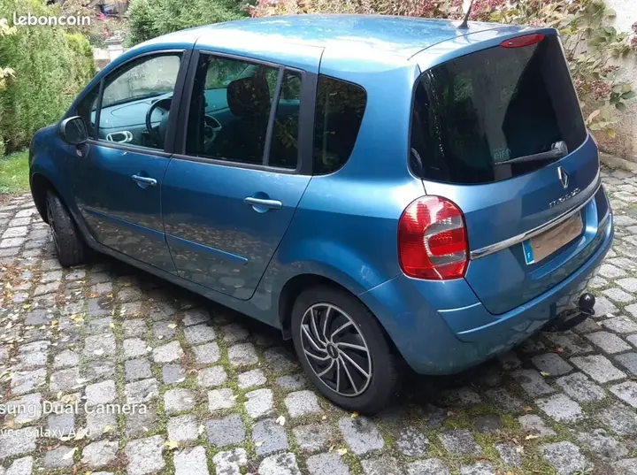 Renault Grand Modus 2011 photo 2
