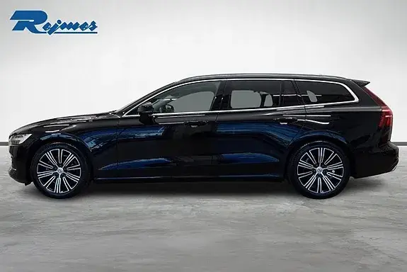 Volvo V60 2022 photo 2
