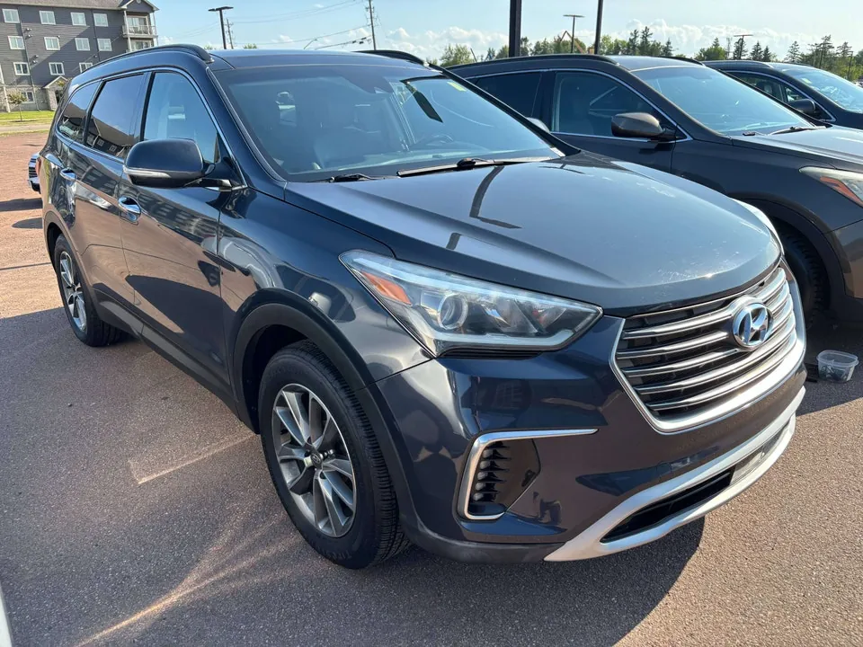Hyundai Santa Fe 2019 photo 3