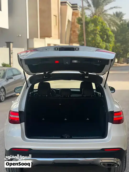 Mercedes-Benz Glc 300 2019 photo 3