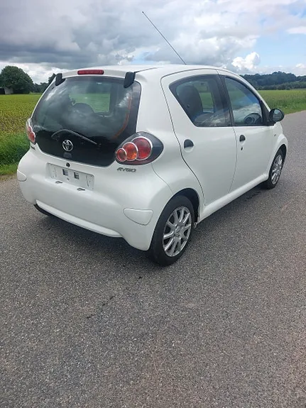 Toyota Aygo 2012 photo 4