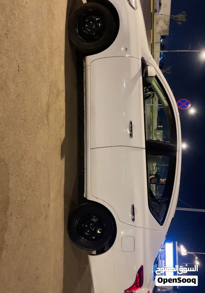 Nissan Sunny 2023 photo 4