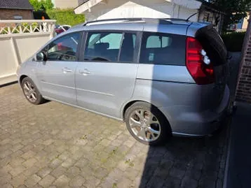 Mazda Mazda5