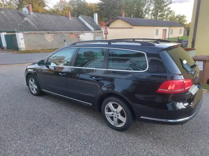 Volkswagen Passat 2013 photo 2
