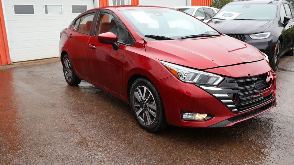 Nissan Versa
