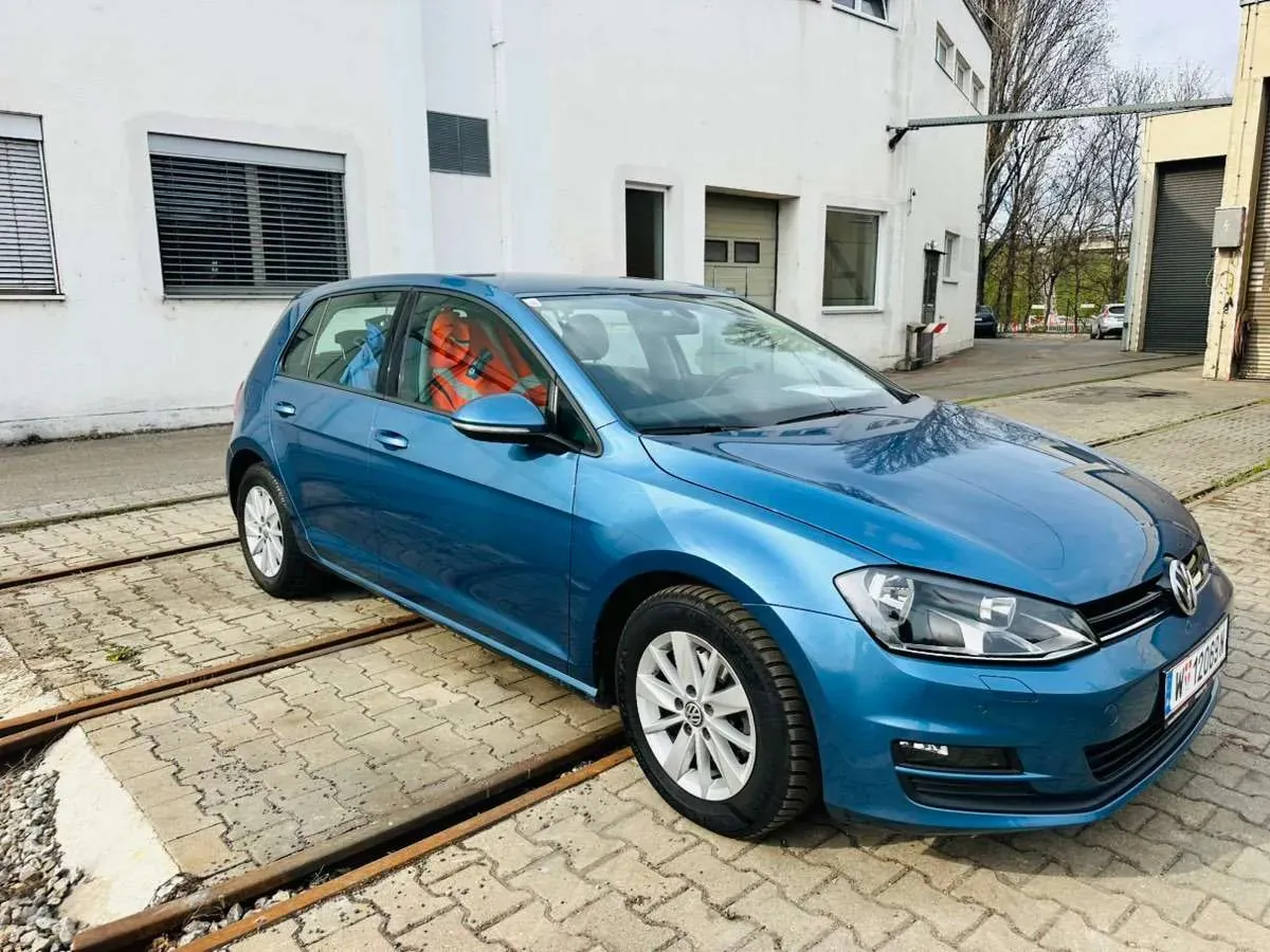 Volkswagen Golf 2013 photo 2