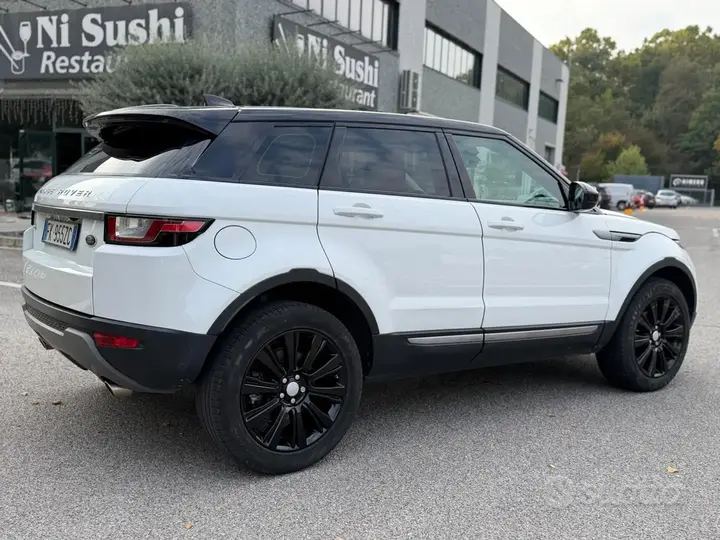 Land Rover Range Rover Evoque 2017 photo 4