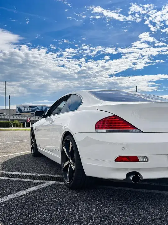 BMW 645I