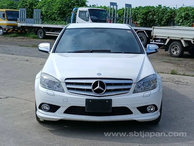 Mercedes-Benz C-Class 2009 photo 2