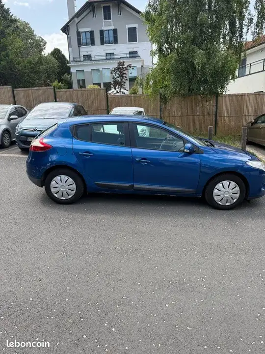 Renault Megane 2009 photo 3