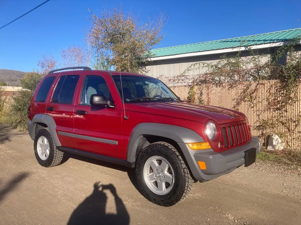 Jeep Liberty 2006 photo 4