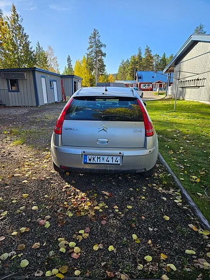 Citroen C4 2005 photo 3