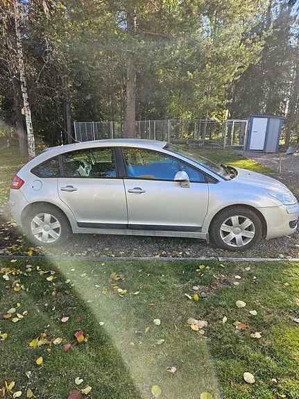 Citroen C4 2005 photo 4