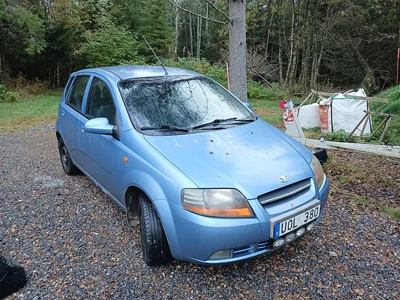 Daewoo Kalos 2004 photo 2
