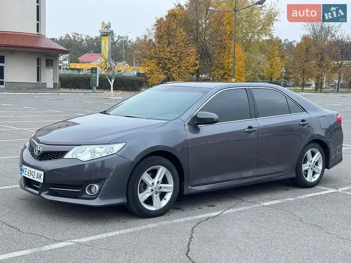 Toyota Camry 2013 photo 2