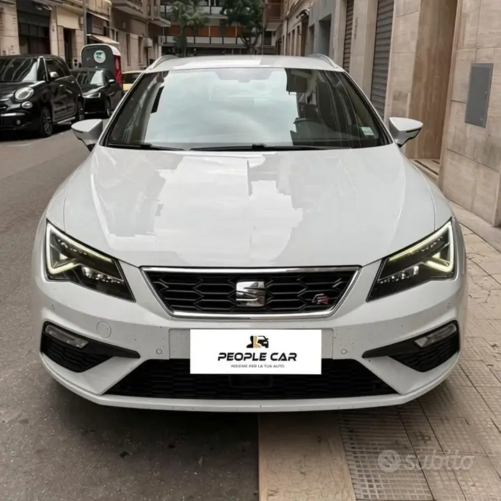 Seat Leon 2019 photo 2