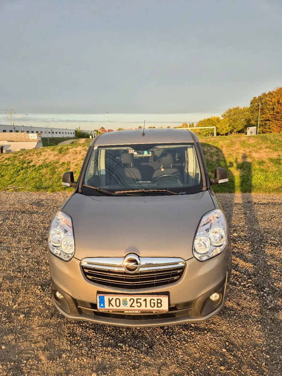 Opel Combo 2013 photo 2