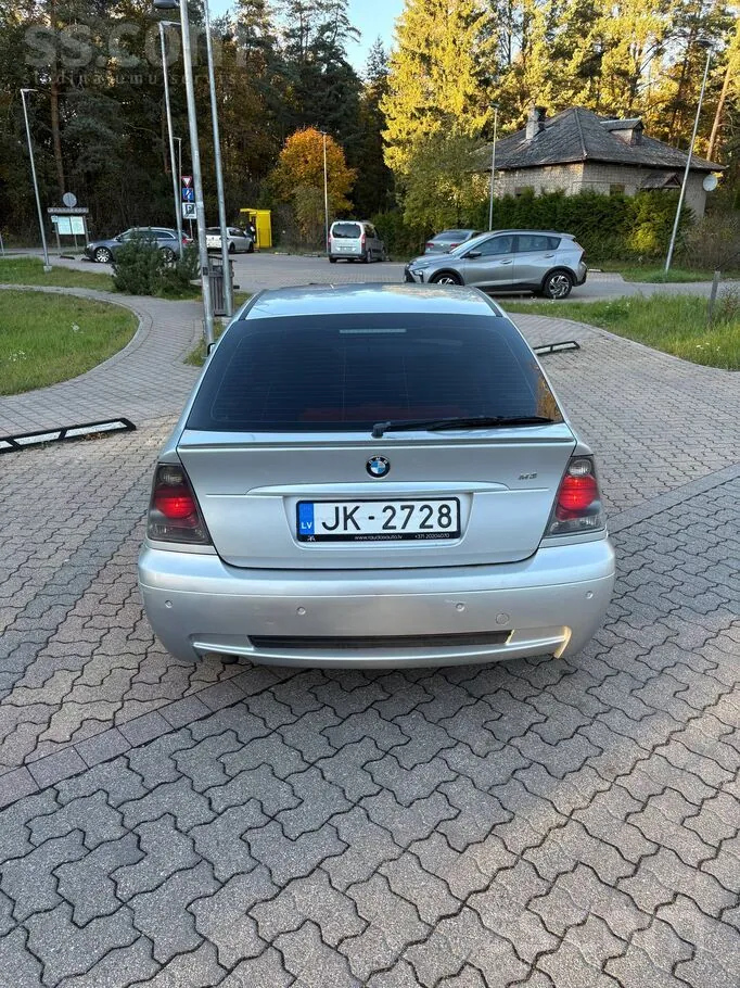 BMW 320 2004 photo 5
