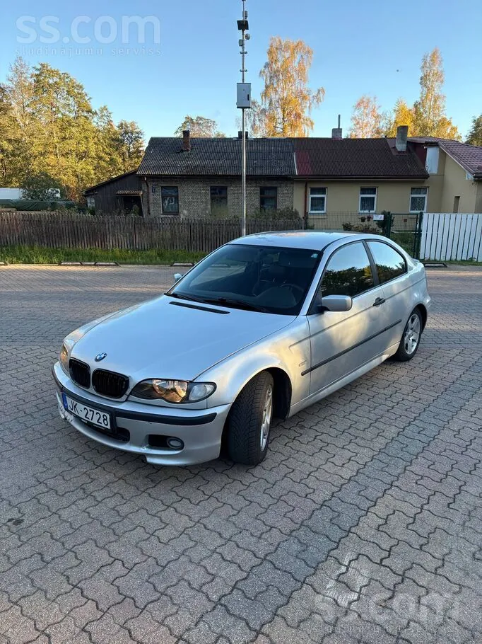 BMW 320