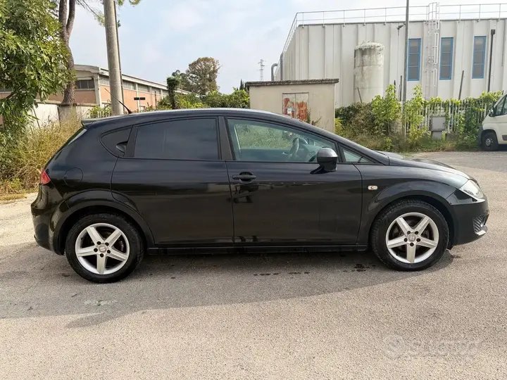 Seat Leon 2012 photo 4