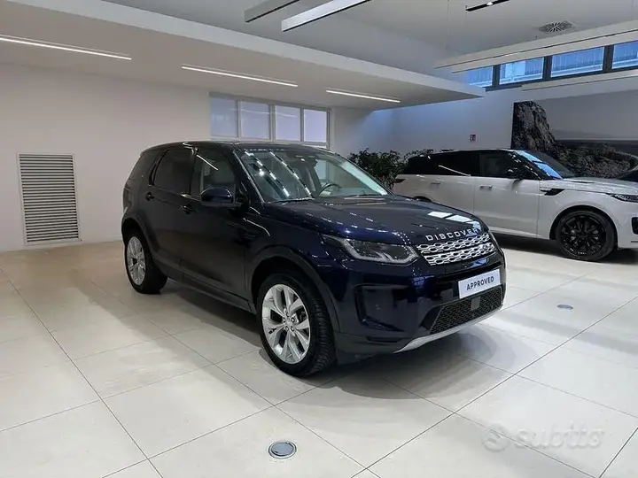 Land Rover Discovery Sport 2022 photo 2