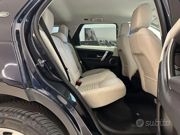 Land Rover Discovery Sport 2022 photo 5