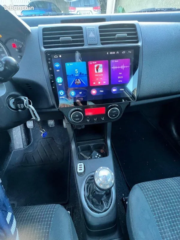 Suzuki Swift 2008 photo 3
