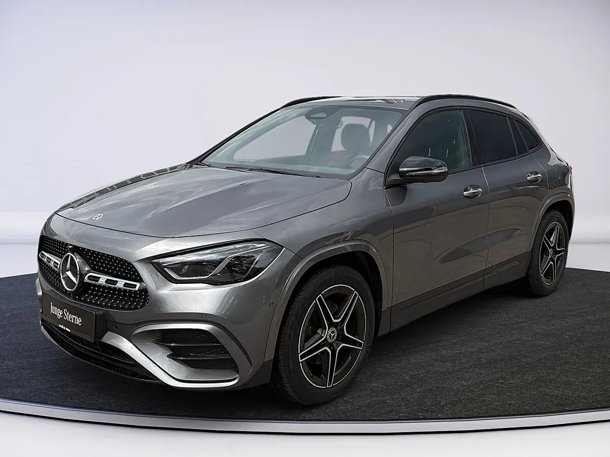 Mercedes-Benz Gla Class 2025 photo 2