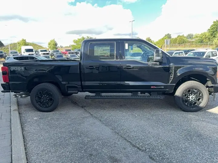 Ford F250 2027 photo 3