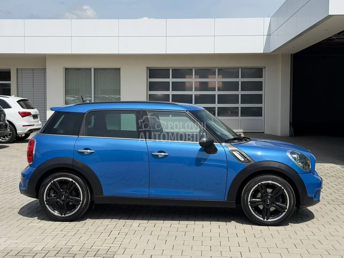 Mini Countryman 2012 photo 4