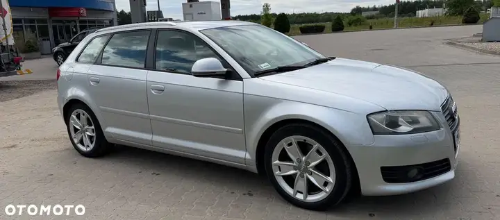 Audi A3 Sportback 2009 photo 4