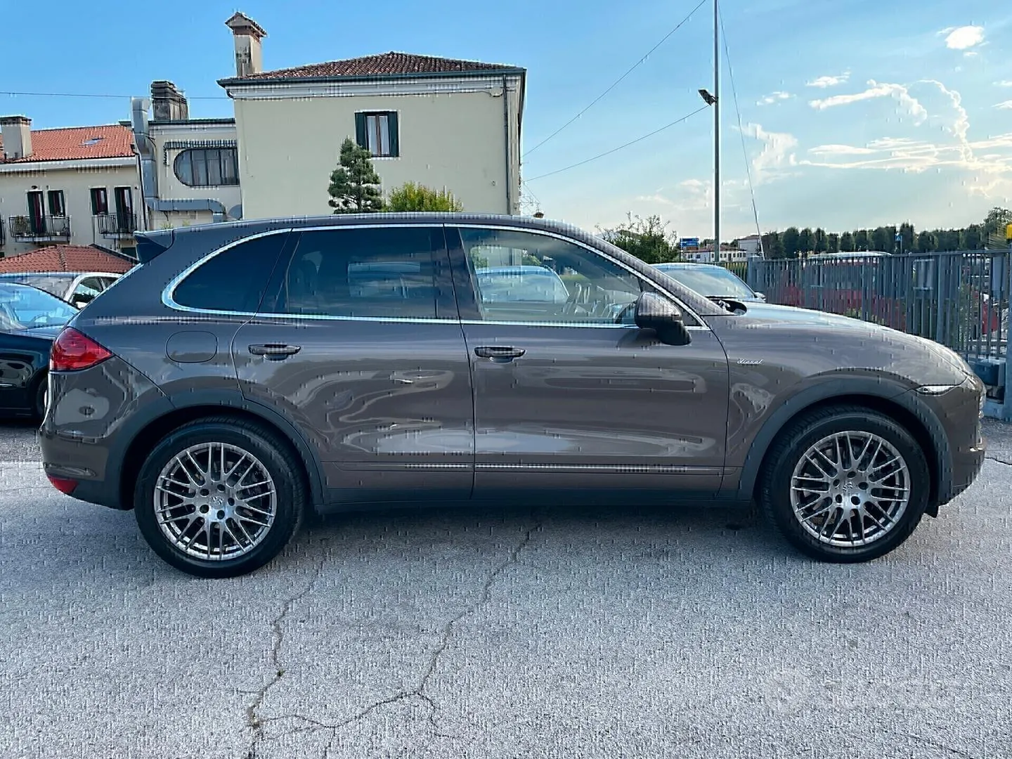 Porsche Cayenne 2011 photo 4