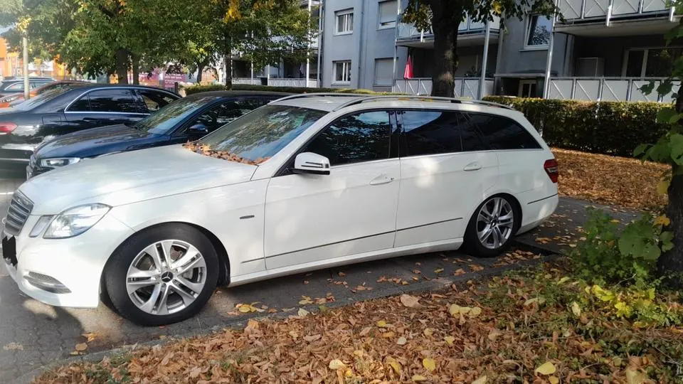 Mercedes-Benz E 220