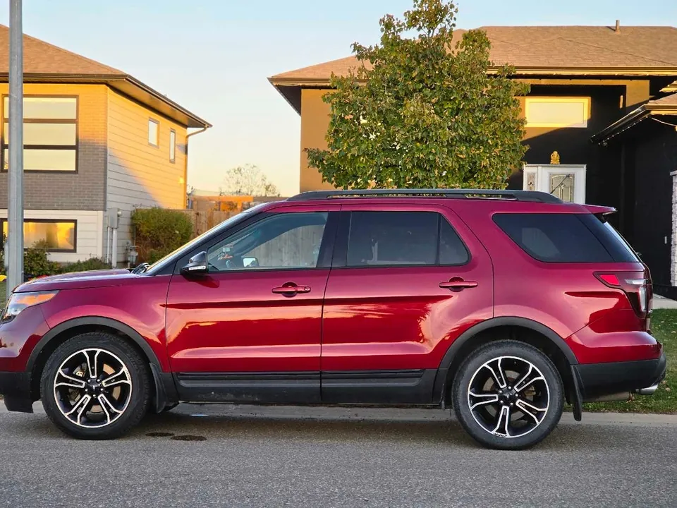 Ford Explorer Sport 2015 photo 4