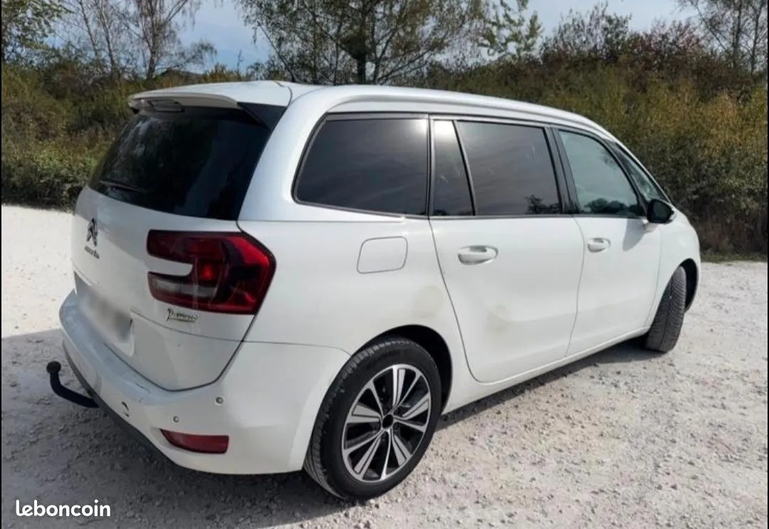 Citroen C4 Picasso 2017 photo 2