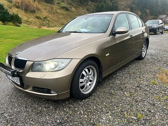 BMW 318D 2007 photo 3
