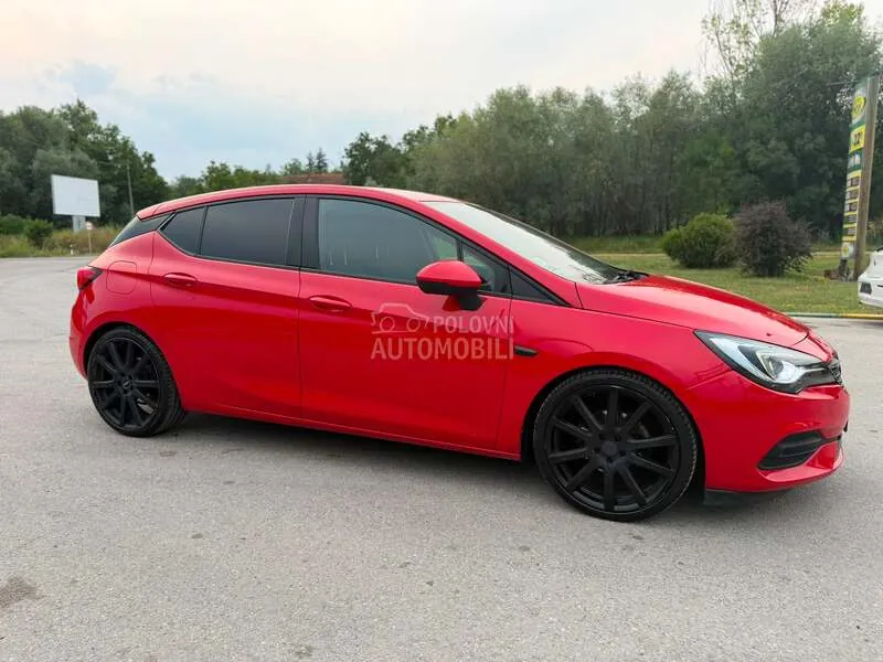 Opel Astra K 2020 photo 3