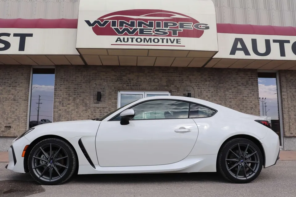 Subaru Brz 2023 photo 3
