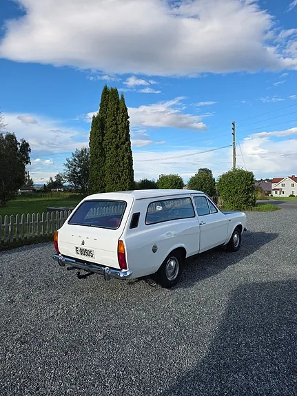 Ford Escort 1968 photo 3