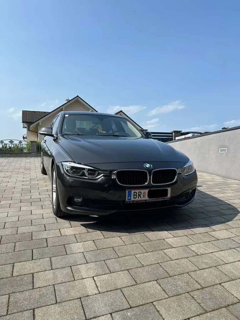 BMW 3 Series 2015 photo 2